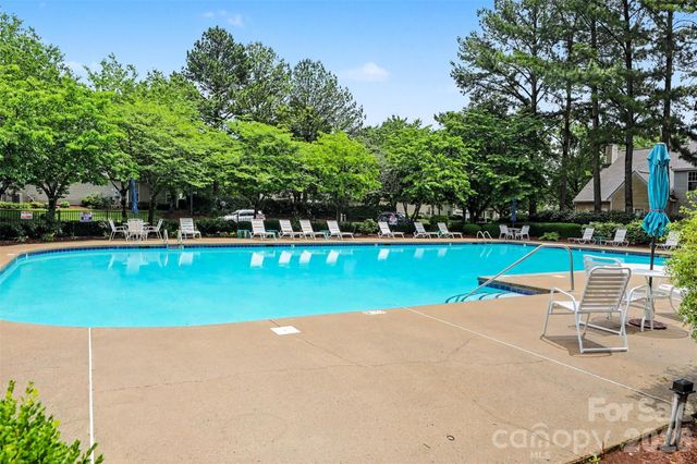 5833 Cougar Lane, Charlotte, NC 28269