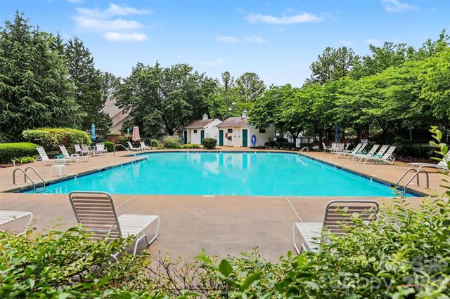 5833 Cougar Lane, Charlotte, NC 28269