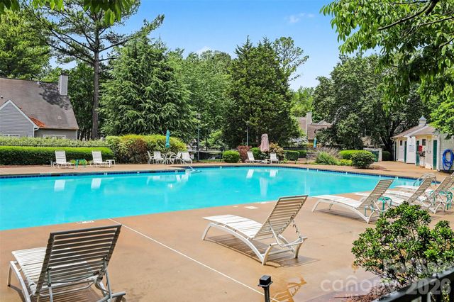5833 Cougar Lane, Charlotte, NC 28269