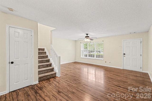 5833 Cougar Lane, Charlotte, NC 28269