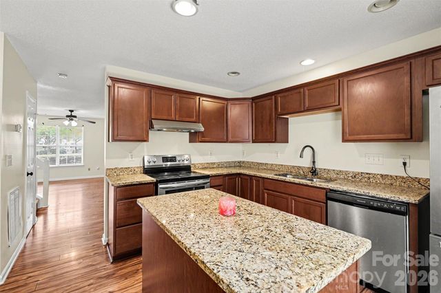 5833 Cougar Lane, Charlotte, NC 28269