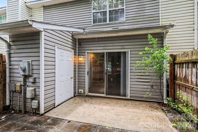 5833 Cougar Lane, Charlotte, NC 28269