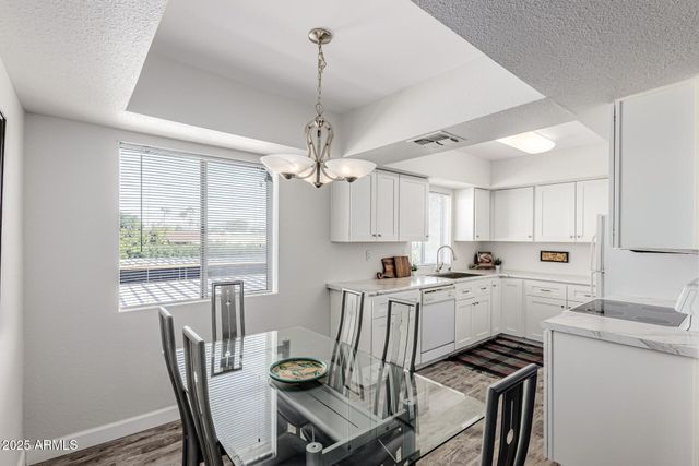 4554 E PARADISE VILLAGE Parkway N 249, Phoenix, AZ 85032