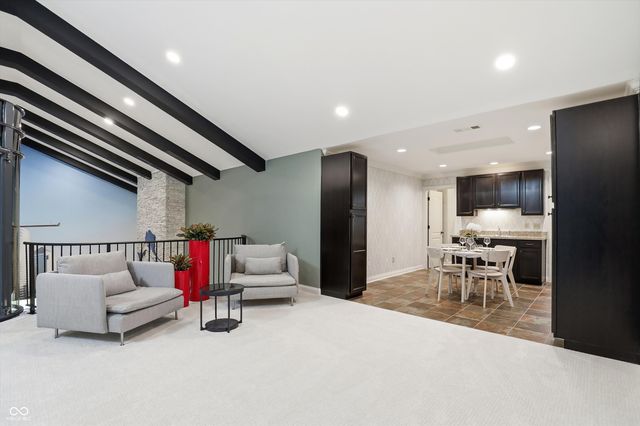 11710 Cold Creek Court, Zionsville, IN 46077