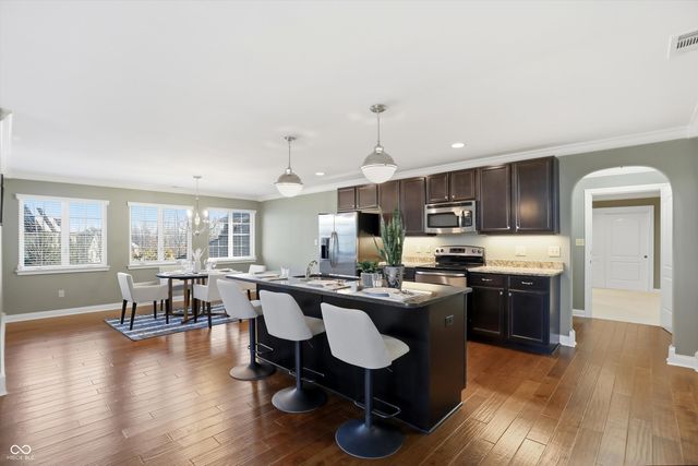 11710 Cold Creek Court, Zionsville, IN 46077