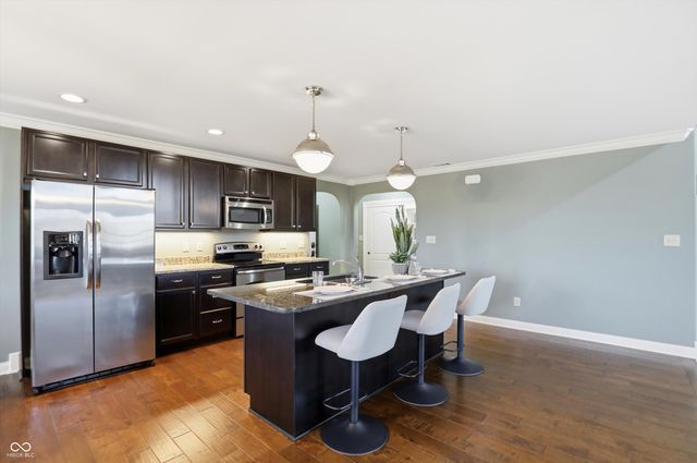 11710 Cold Creek Court, Zionsville, IN 46077