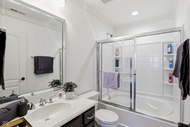 11710 Cold Creek Court, Zionsville, IN 46077