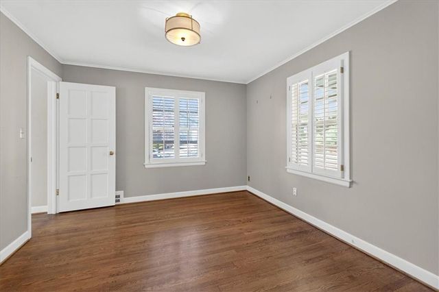 5601 Norwood Street, Fairway, KS 66205