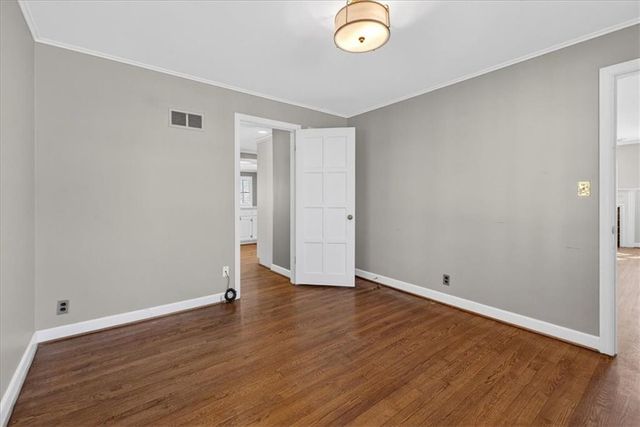 5601 Norwood Street, Fairway, KS 66205