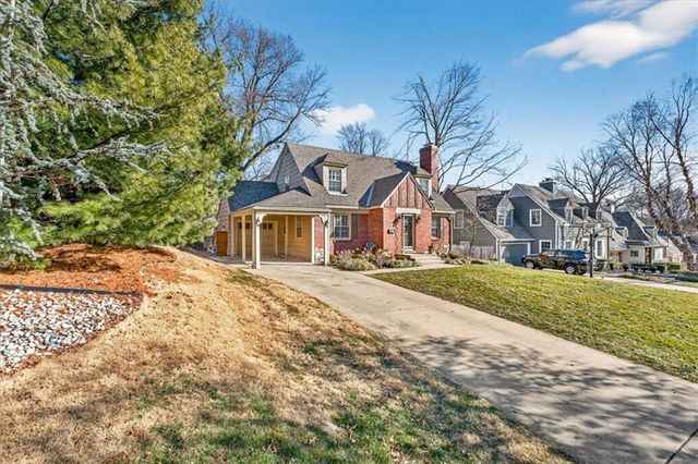 5601 Norwood Street, Fairway, KS 66205