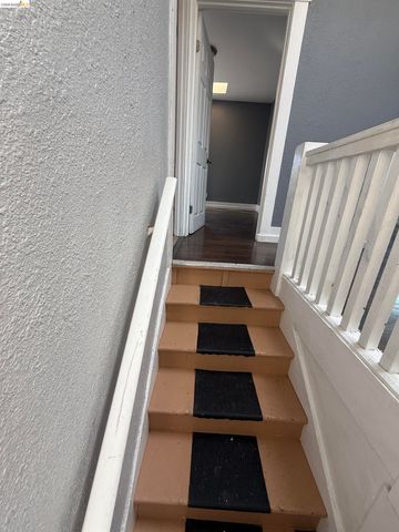 6708 International Blvd, Oakland, CA 94621