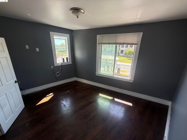 6708 International Blvd, Oakland, CA 94621