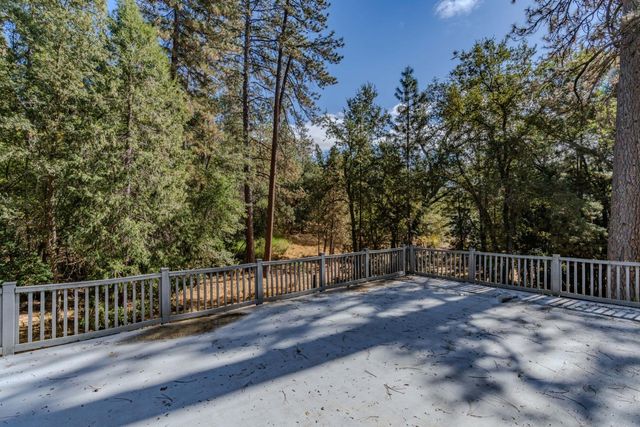 14500 Pine Grove Volcano Rd, Pine Grove, CA 95665