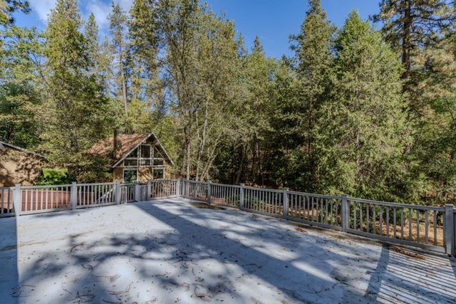 14500 Pine Grove Volcano Rd, Pine Grove, CA 95665