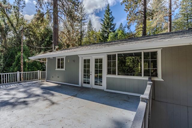 14500 Pine Grove Volcano Rd, Pine Grove, CA 95665