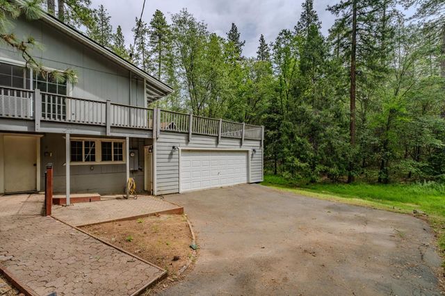 14500 Pine Grove Volcano Rd, Pine Grove, CA 95665