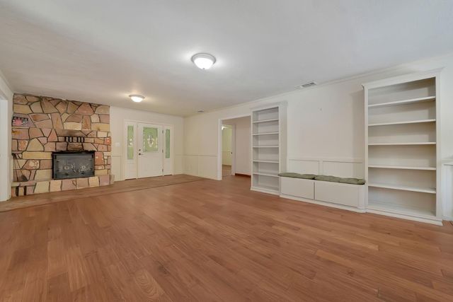 14500 Pine Grove Volcano Rd, Pine Grove, CA 95665
