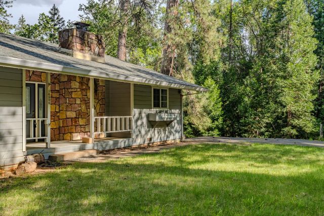 14500 Pine Grove Volcano Rd, Pine Grove, CA 95665