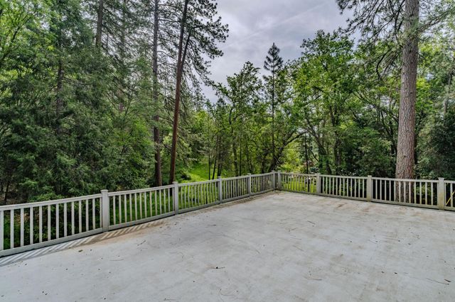 14500 Pine Grove Volcano Rd, Pine Grove, CA 95665