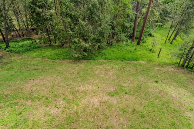 14500 Pine Grove Volcano Rd, Pine Grove, CA 95665