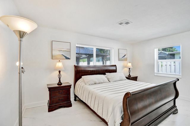 1633 SE 5th Court, Deerfield Beach, FL 33441