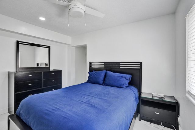 1633 SE 5th Court, Deerfield Beach, FL 33441