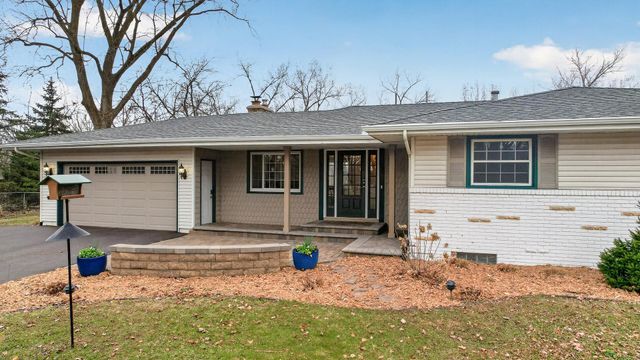 16030 9th Avenue N, Plymouth, MN 55447