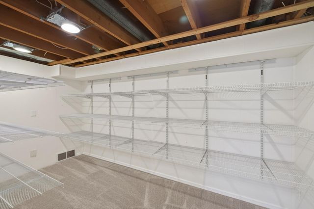 16030 9th Avenue N, Plymouth, MN 55447