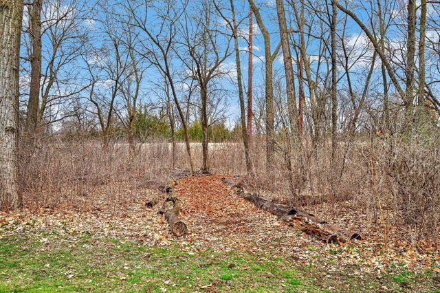 16030 9th Avenue N, Plymouth, MN 55447