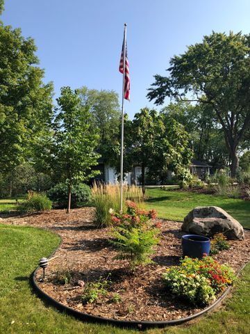 16030 9th Avenue N, Plymouth, MN 55447