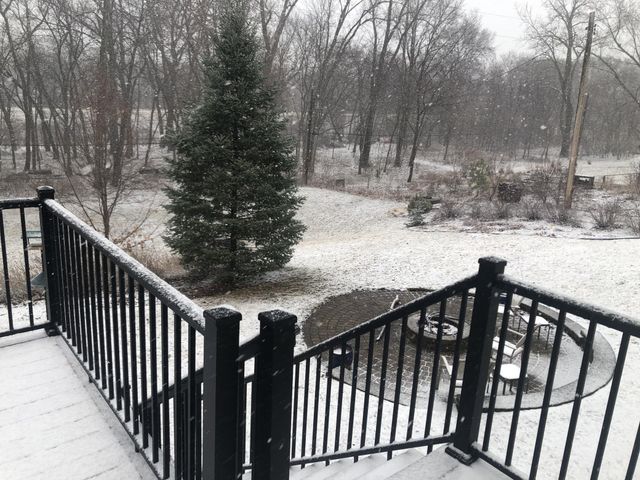 16030 9th Avenue N, Plymouth, MN 55447