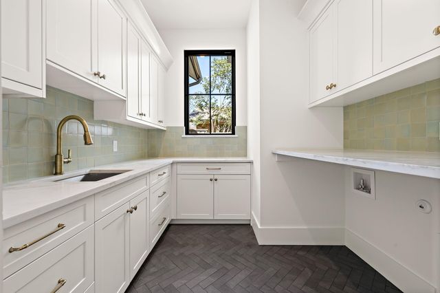 5906 Rickey DR, Austin, TX 78757