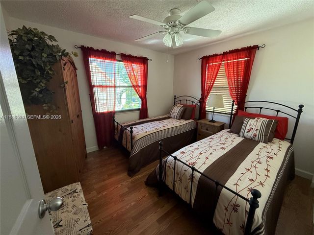 609 Waterside Dr 609, Hypoluxo, FL 33462