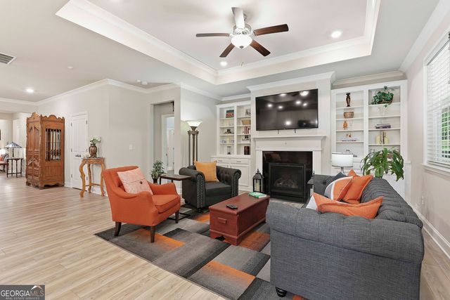 455 Timberbrook Dr, Sharpsburg, GA 30277