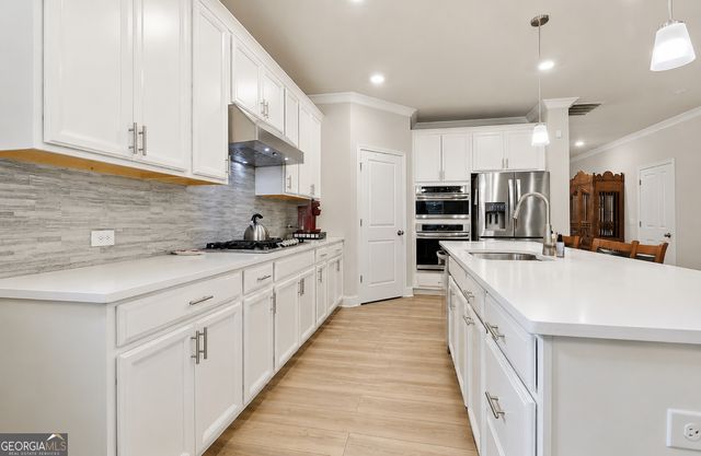 455 Timberbrook Dr, Sharpsburg, GA 30277