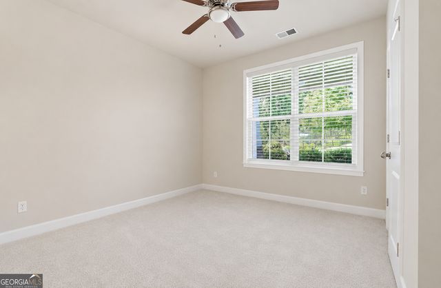 455 Timberbrook Dr, Sharpsburg, GA 30277