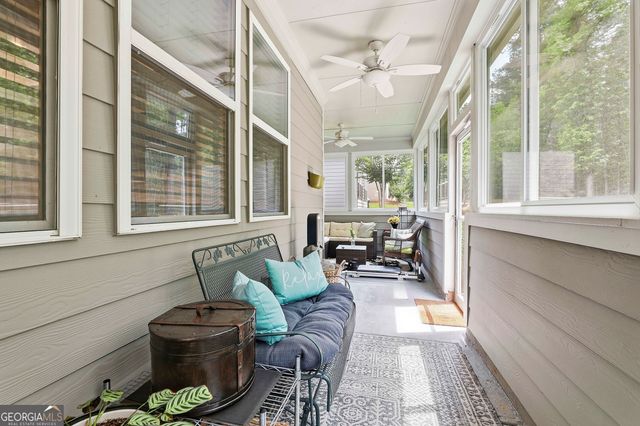 455 Timberbrook Dr, Sharpsburg, GA 30277