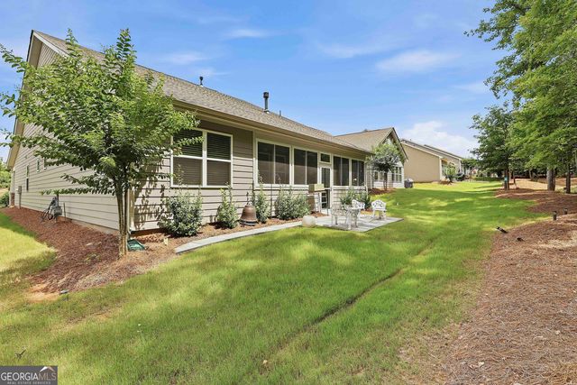 455 Timberbrook Dr, Sharpsburg, GA 30277