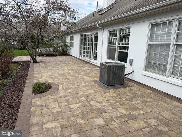 1 WRIGHT PL, Princeton Junction, NJ 08550