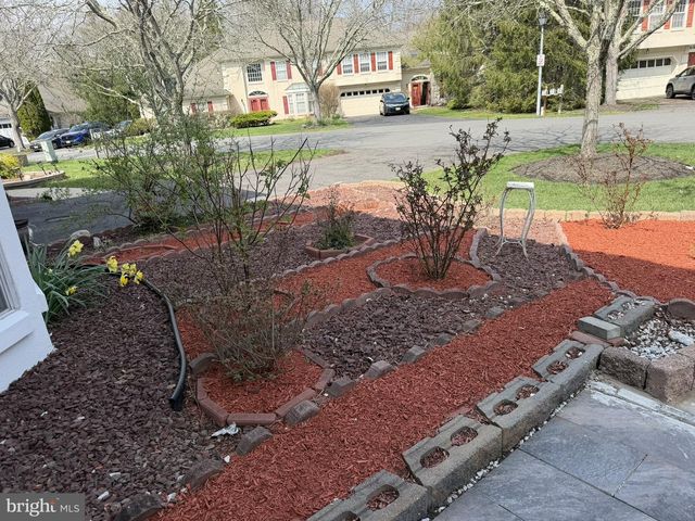 1 WRIGHT PL, Princeton Junction, NJ 08550