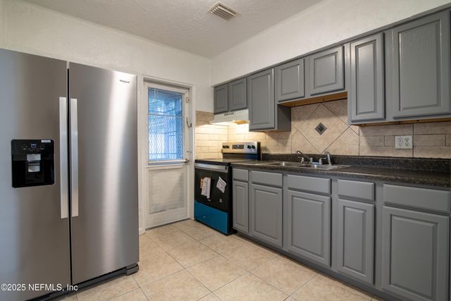 5819 MARIGOLD Road, Jacksonville, FL 32209