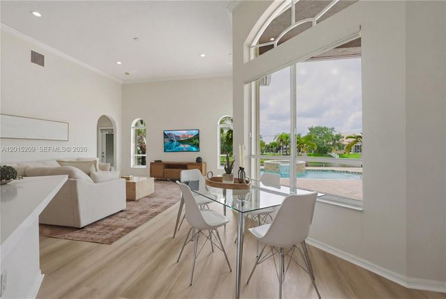 1836 NW 139th Ave, Pembroke Pines, FL 33028
