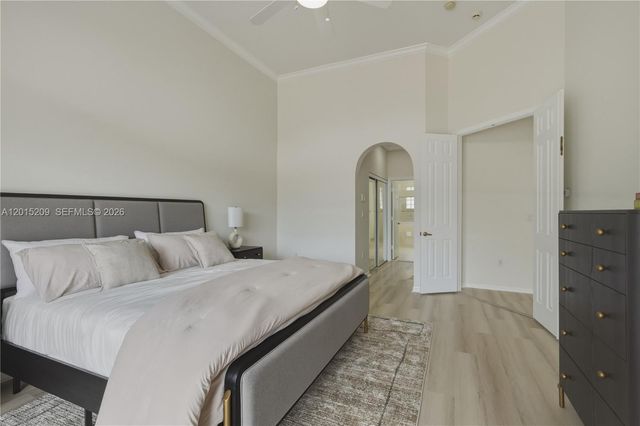 1836 NW 139th Ave, Pembroke Pines, FL 33028