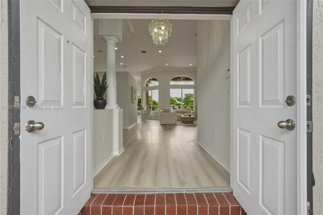 1836 NW 139th Ave, Pembroke Pines, FL 33028