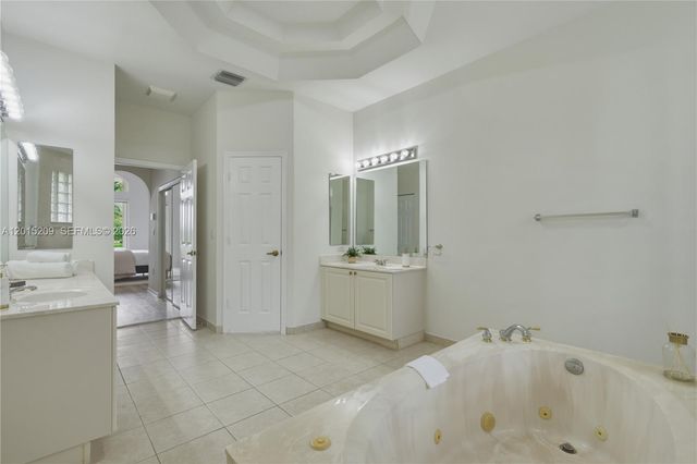 1836 NW 139th Ave, Pembroke Pines, FL 33028