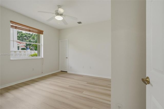 1836 NW 139th Ave, Pembroke Pines, FL 33028