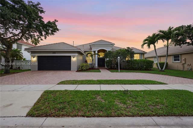 1836 NW 139th Ave, Pembroke Pines, FL 33028