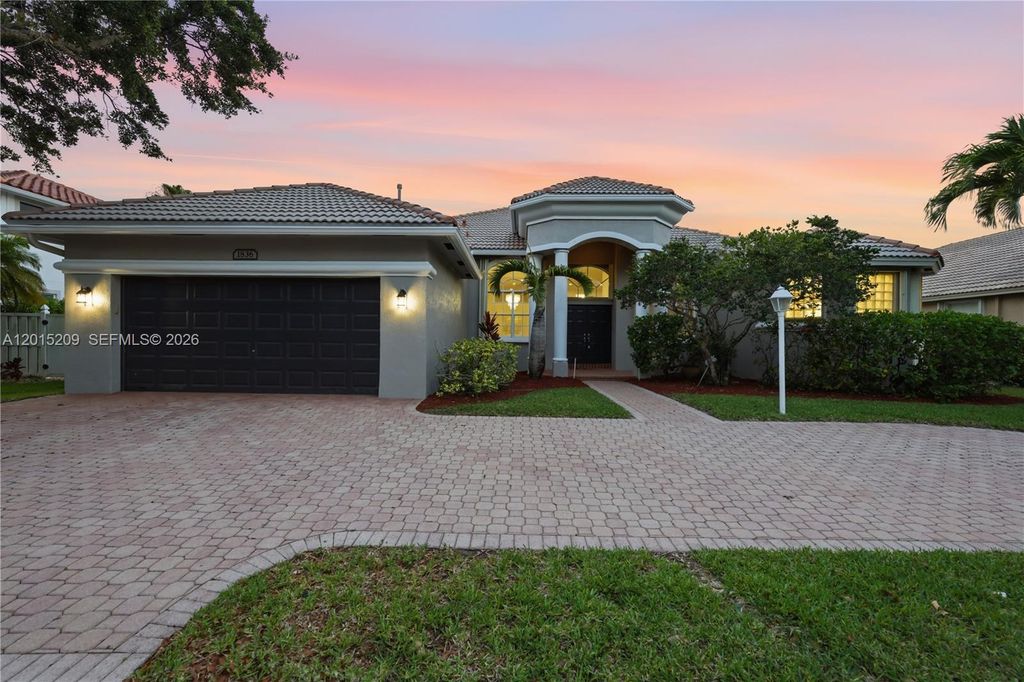 1836 NW 139th Ave, Pembroke Pines, FL 33028