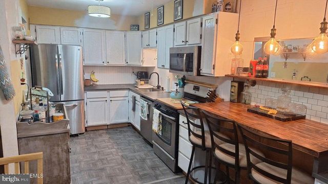 16 DEBBIE DR #5101, Brick, NJ 08724