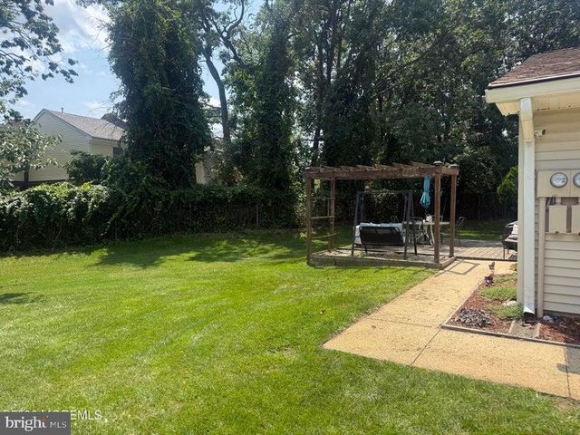 16 DEBBIE DR #5101, Brick, NJ 08724